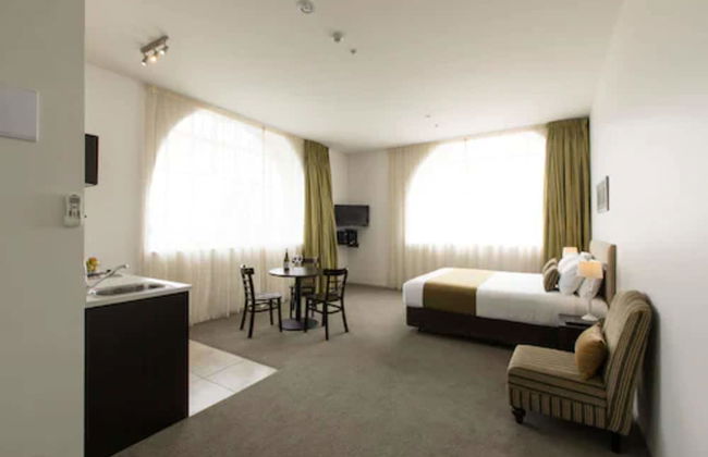 Quest on London - Photo 14