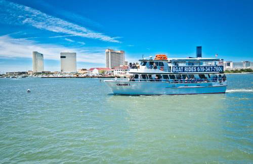 ❤️ The Top End Townhomes with Stunning Views On One-Of-A-Kind Rooftop Deck! WOW! - Foto 68