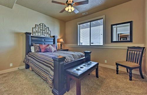 Cabin with Beach Access, Sport Court, Hot Tub and View - Foto 23