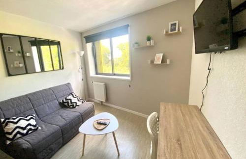 Studio WIFI TÉLÉ parking privé - Foto 1