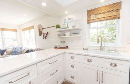 Heaven on Earth! 2 BDR Fontana Flat, Walk to Lake - Foto 12