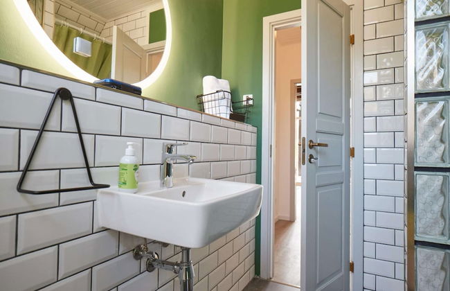 Cottage With a Fireplace Just 10 Minutes From the Beach - Photo 80