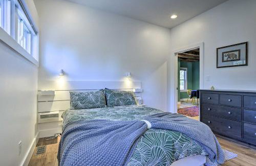 Renovated Carrboro House with Deck and Fire Pit! - Foto 15