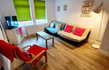 Beautiful 3 Bedroom House at the Sea Front - Amazing Location - Foto 1