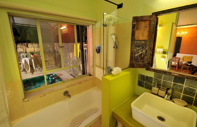 Love & Lemons - Photo 19