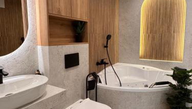 Family & Business Apartments PREMIUM SPA No 3 - 2 Bedroom with Private Jacuzzi, Balcony, Parking - Foto 4