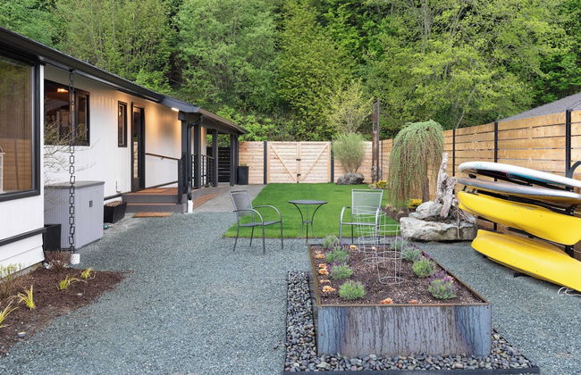 Oceanfront w/ Game Room, Fire Pit, Panoramic Views Angels Landing by Avantstay - Photo 42