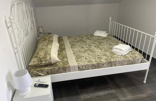 Villa Lidia & Attico degli artisti, free pets , giardino recintato e attrezzato - Foto 75