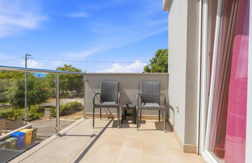 Holiday house "Sabine pink" with heated pool - Photo 4