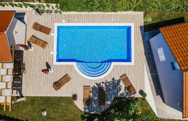 Villa Bilić - Photo 1