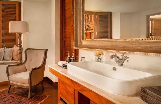 Ishq Colombo - Photo 24