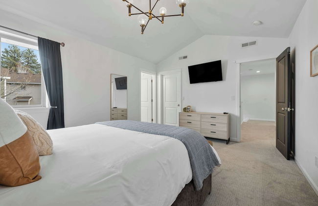 Hot-tub, 30 min From Mt. Bachelor - Photo 8