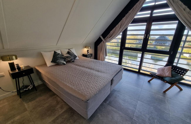 Luxurious Detached Water Villa With Jetty - Foto 53