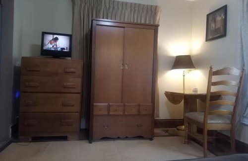 Efficiency Apt - Airport and UofR at Strong Hospital Area - Professionals Welcomed - Foto 4