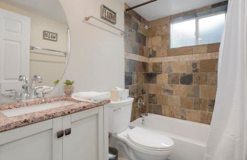 Arvada home w hot tub & BBQ - Photo 25