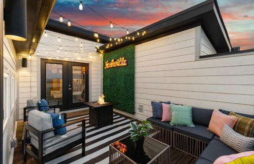 Walk to Vanderbilt and Belmont with Garage and Rooftop Deck - Foto 50