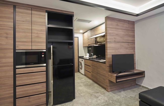 Orchard Grand Court - Photo 24