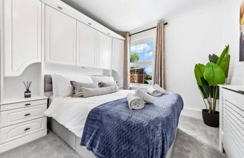 4BR North London I WiFi, Garden, Near Shops - Foto 48