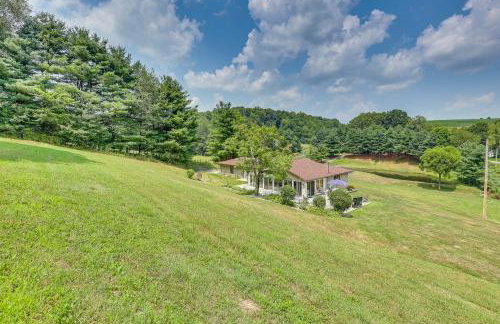 Spacious Ohio Family Home on 5-Acre Property! - Foto 31