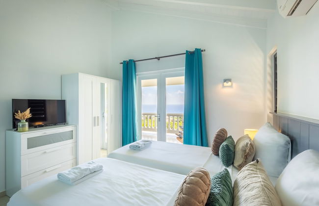 Coral Estate Holidays - Photo 21