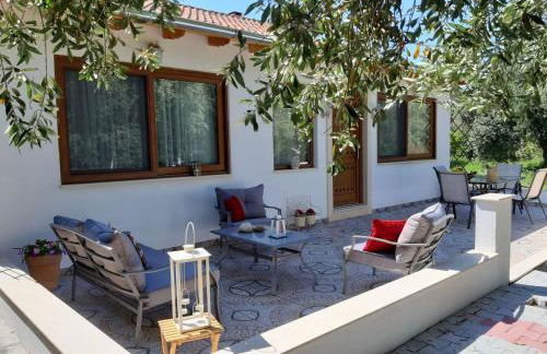 Anna - Maria Luxury Suite - Photo 40