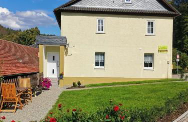 Ferienwohnung Paulinzella 9 inklusive Parkplatz und WLAN - Foto 1