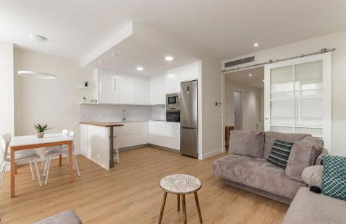 Nuevo y Luminoso en Plaza Moyua - Foto 9