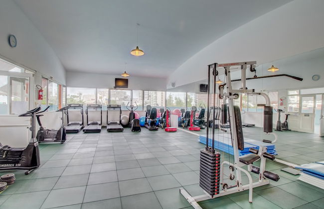 Oceana Suites Vanguardia - Photo 23