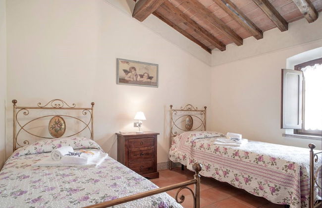 Azienda Agricola e Agriturismo Vallorsi - Foto 2