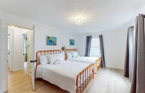 The Playmakers Funhouse-HOF Village - Foto 30