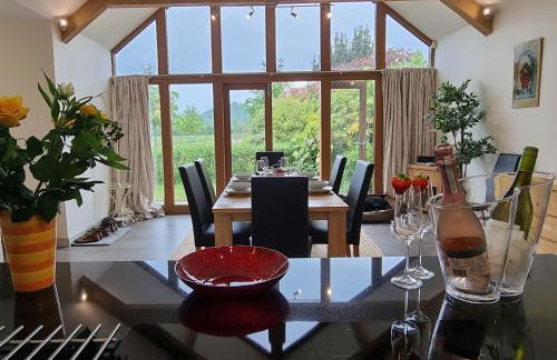 Mow Barton - Photo 6