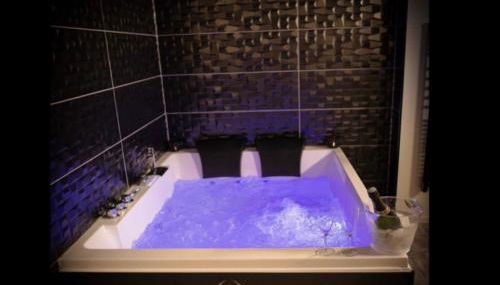 L'évéa Suite Romantique Spa & Sauna - Foto 2