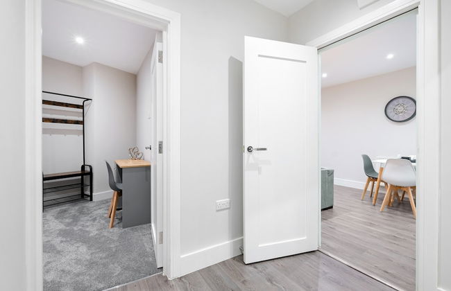 Crown Place 2 & 3 Bedroom Luxury Apts - Foto 41