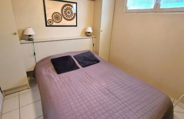 2 logements séparés 2 et 5 couchages au Rez-de-Chaussée à Chambretaud, 5 min Puy du Fou - Photo 14