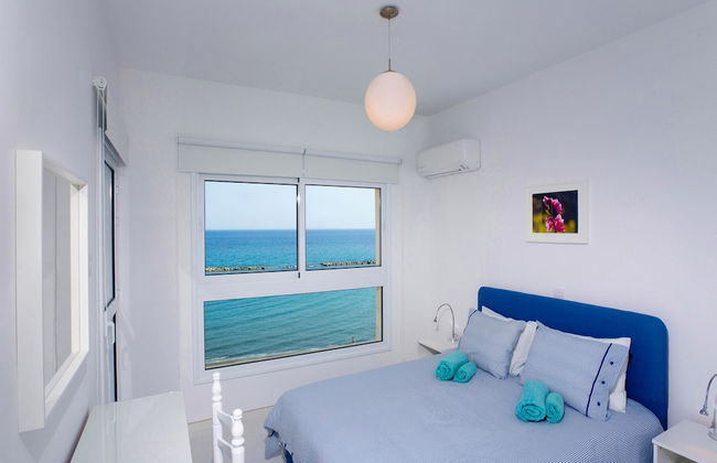Limassol on the Beach Apartment - Foto 3