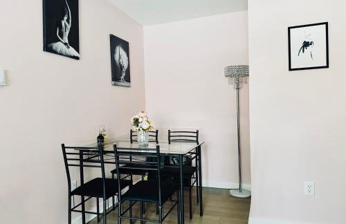 The Twin Flats, Audrey and Far East Escape - Foto 8