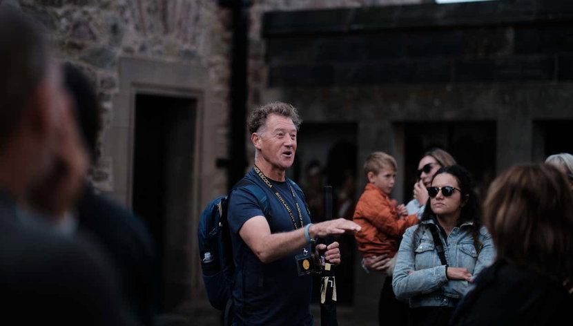 Edinburgh Castle Guided Tour - Photo 3, Discover the legends of Scotland with an expert guide