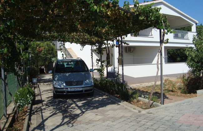 Lovely 2-bedroom Apartment in Poljica - Photo 19