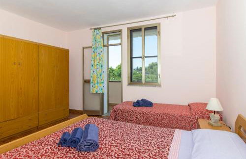 Appartamenti in Villa con ampio giardino esterno - Foto 39