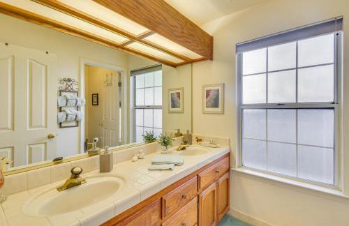 1 Mi to Applegate Park Zoo Pet-Friendly Home - Foto 17