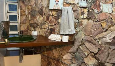 Villa Verde casa espaçosa com piscina e área verde no Lago Norte Brasilia - Foto 2