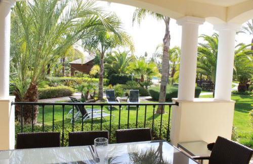 Luxury 3 Bedroom Apartment on Gated Complex - Foto 5