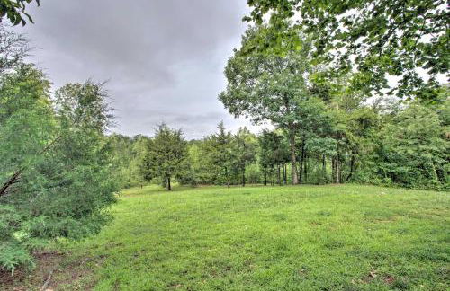 Year-Round Adventure! Rustic Cabin in Mill Spring - Foto 22