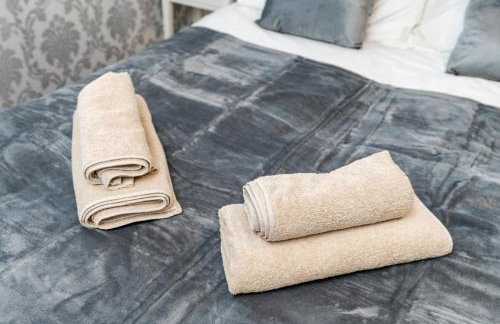 Cozy 2 Bed Apartment - Unlimited Wi-Fi - Free Parking - Sleeps 6 - By Old Trafford - Foto 14