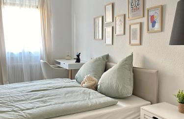 Modernes Designer-Apartment für 7 Gäste - 80qm in zentraler Lage, Self-Check-In - Foto 4