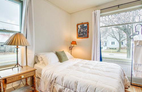 Lovely Elkhart Lake Apartment - Walk to Town! - Foto 18