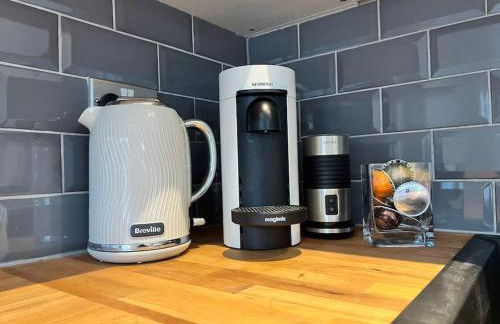 Bright, first floor, one bedroom flat in Wimborne - Photo 12