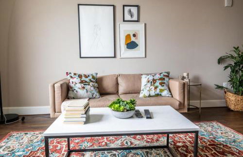 Reston 2br w laundry walk to restaurants mall WDC-831 - Foto 2