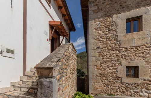 43B Nature with parking by Aston Rentals - Photo 2