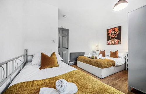 Arena Central 3 Bedrooms Free Parking, Perfect for Contractors Relocation and Professionals - Foto 12